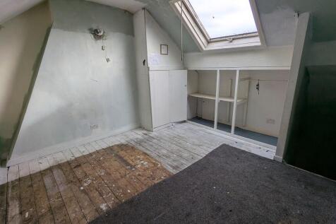 PXL_20251027_1256...