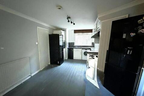 nano-banana-17637...