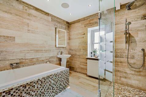 Bedroom 2 En Suite