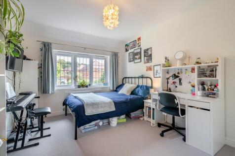 Double Bedroom