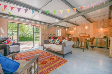 Party/Pool House