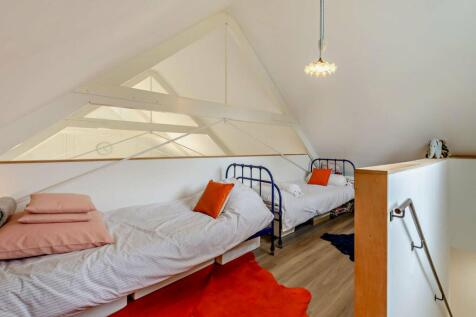 Bedroom 4/Study