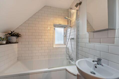En Suite Bathroom