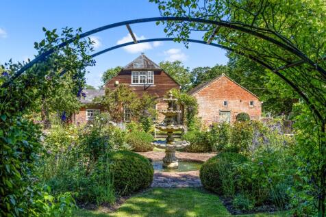 Detached Cottage