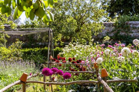 Walled Garden