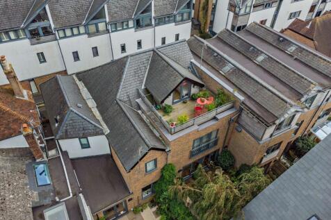 Aerial/Terrace