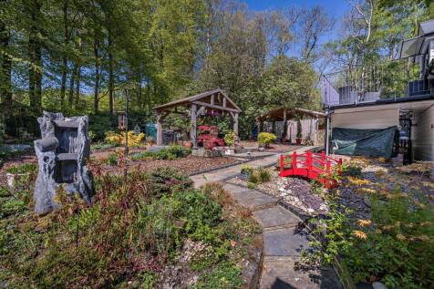 Side Garden