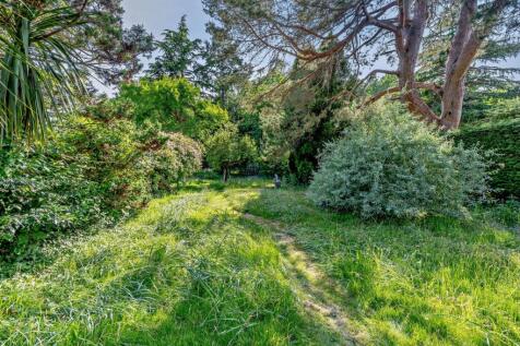 Land/Gardens
