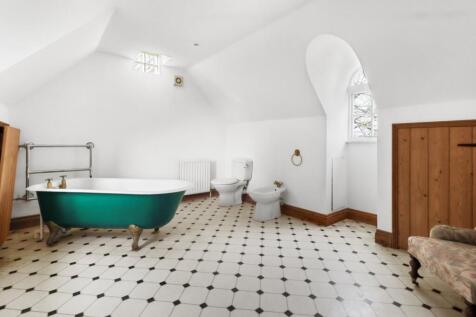 Cottage Bathroom