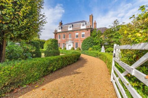 Carriage Driveway