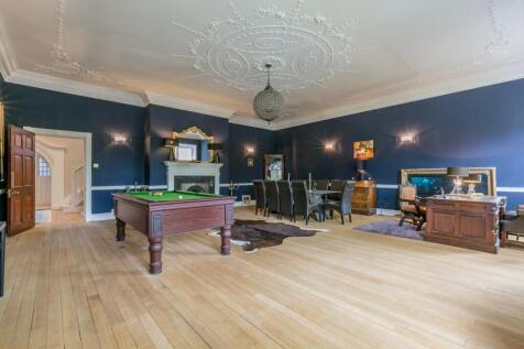 Dining/Games Room