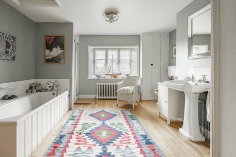 Main House Bath