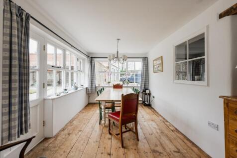 Breakfast Room