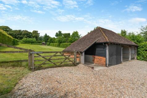 Garage Barn Building
