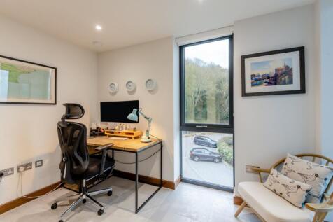 Study/Bedroom 3