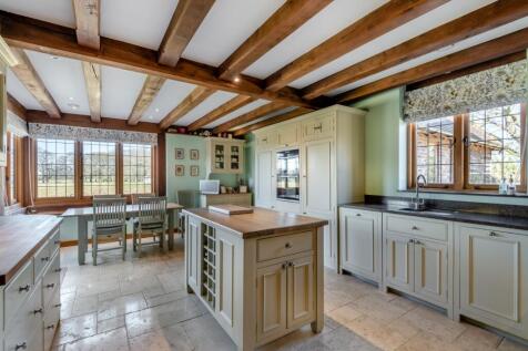 Kitchen/Breakfast Rm