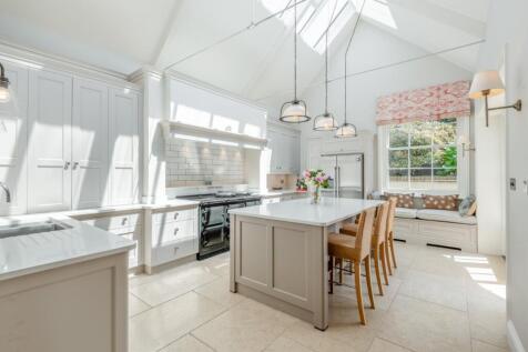 Kitchen/Breakfast Rm
