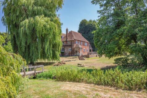 Thanington Court