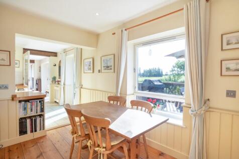 Breakfast Room