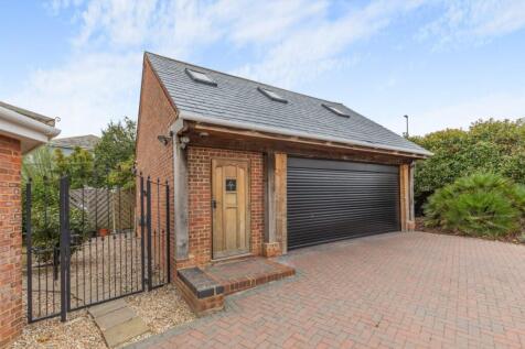 Garage/Bonus Room