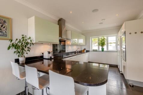 Kitchen/breakfast rm