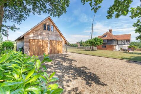 Double Garage/Drive