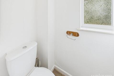 Separate WC