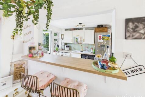 Breakfast Bar