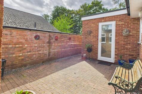 Private Courtyard