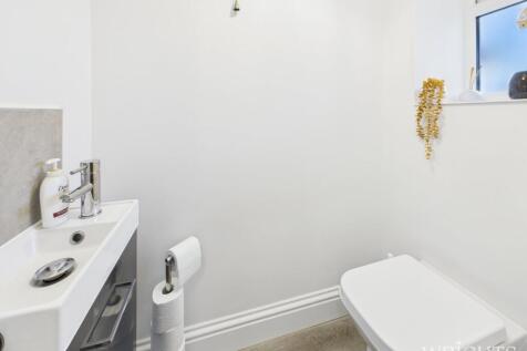 Ground Floor Cloakroom