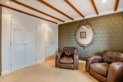 Bedroom 4 / Snug