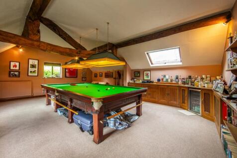 Family Room/Bedroom