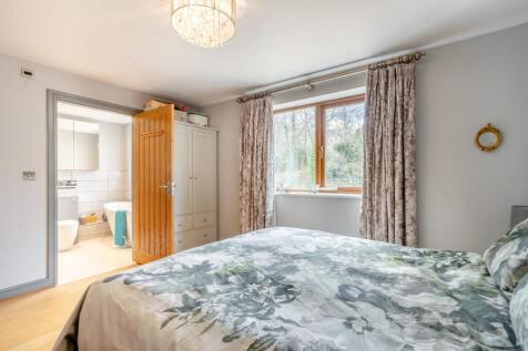 Groundfloor Bedroom