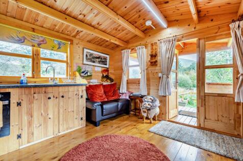 Holiday Lodge (2)