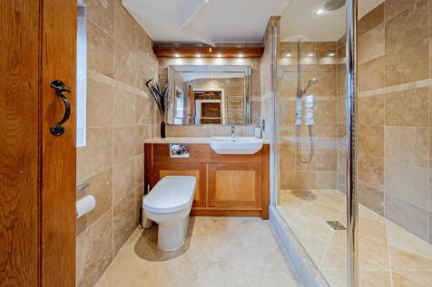 En Suite Shower