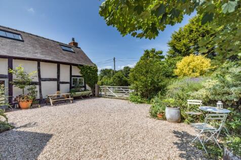 Gravel Courtyard