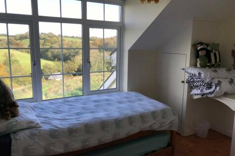 Cottage Bedroom 3