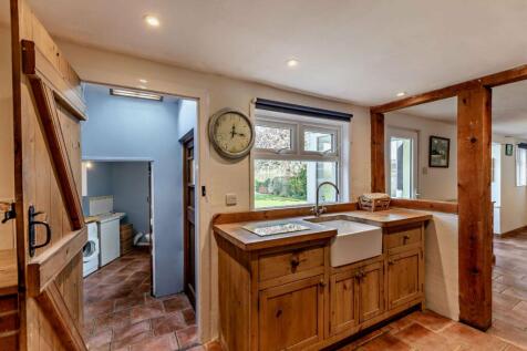 Kitchen/Utility