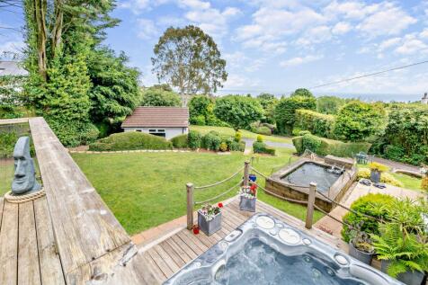 Hot Tub Aspect