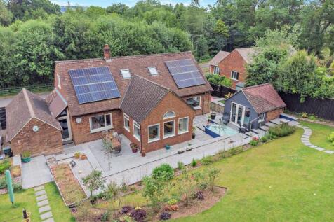 23 Tidcombe Lane
