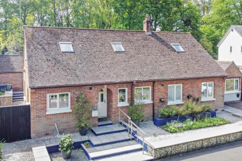 23 Tidcombe Lane