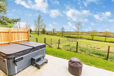 Glamping Pods