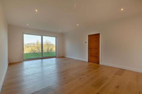 Reception/Bedroom