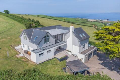 Pitchingstone House