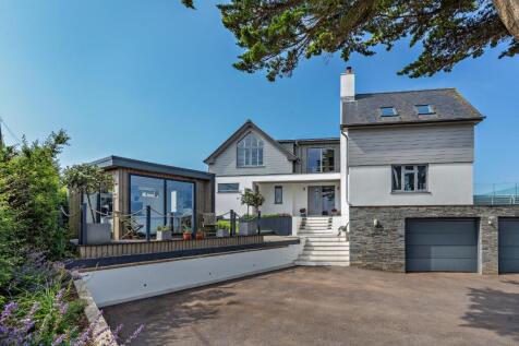Pitchingstone House