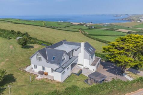 Pitchingstone House