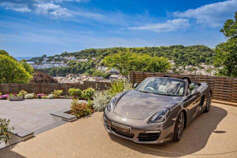 Driveway &amp; Turntable