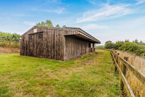 Barn/Stables
