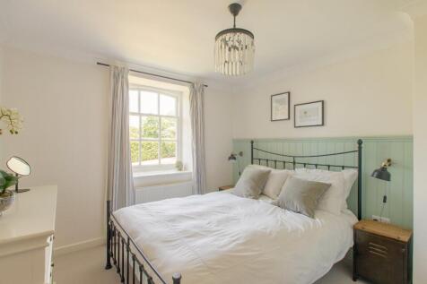 Cottage Bedroom 2