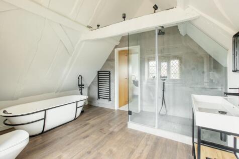 Bath/Shower Room
